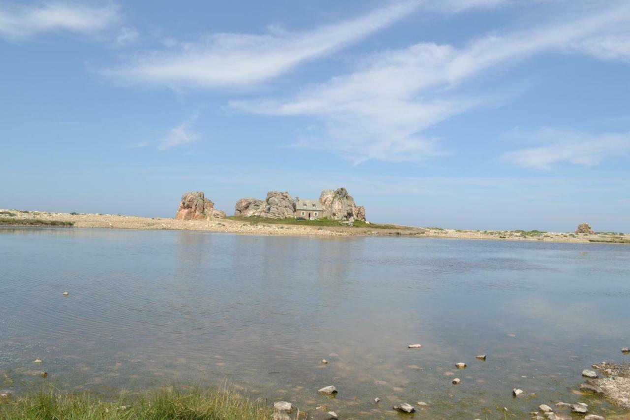 Gite Du Port Sur La Presqu'Ile De Lézardrieux Kültér fotó