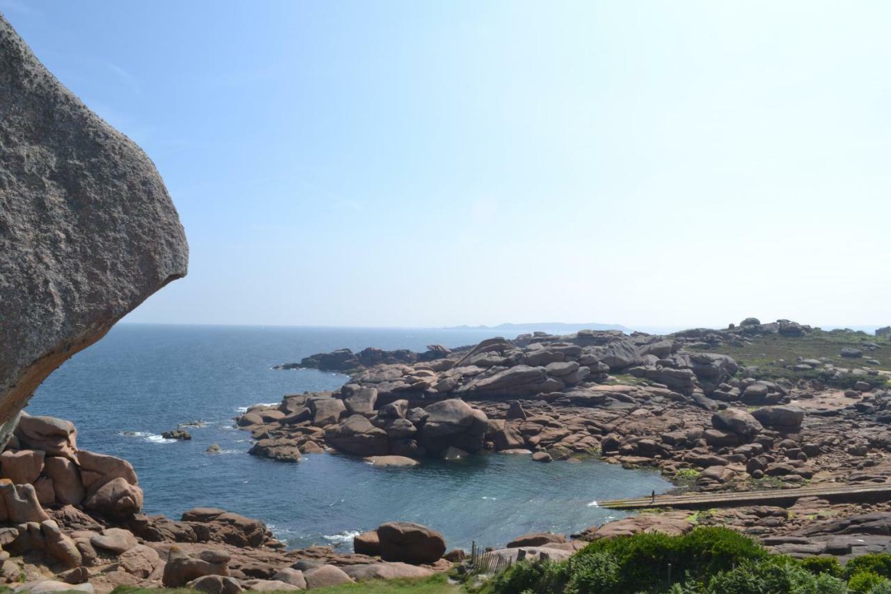 Gite Du Port Sur La Presqu'Ile De Lézardrieux Kültér fotó
